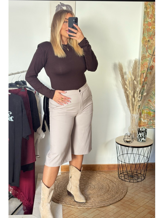 PANTALÓN CORTO BEIGE