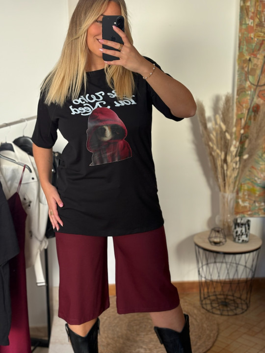 PANTALÓN CORTO BURDEOS